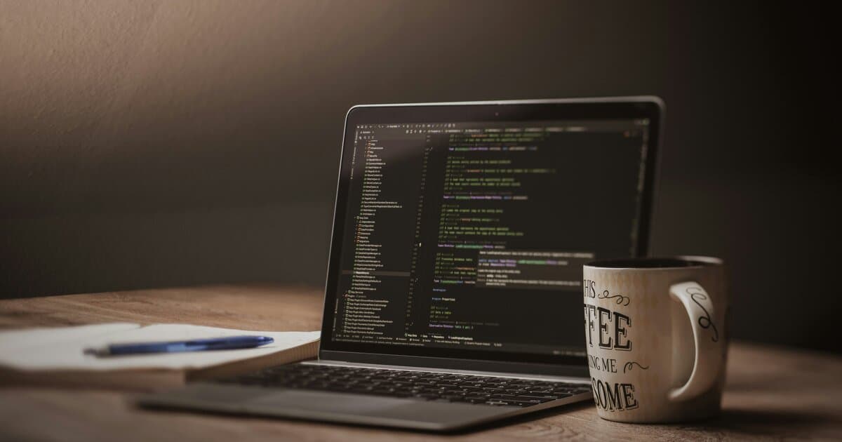 Comment j'utilise l'IA pour développer, sans lui déléguer le code